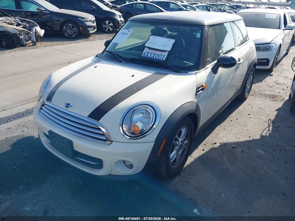 2013 MINI HARDTOP COOPER