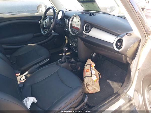 2013 MINI HARDTOP COOPER