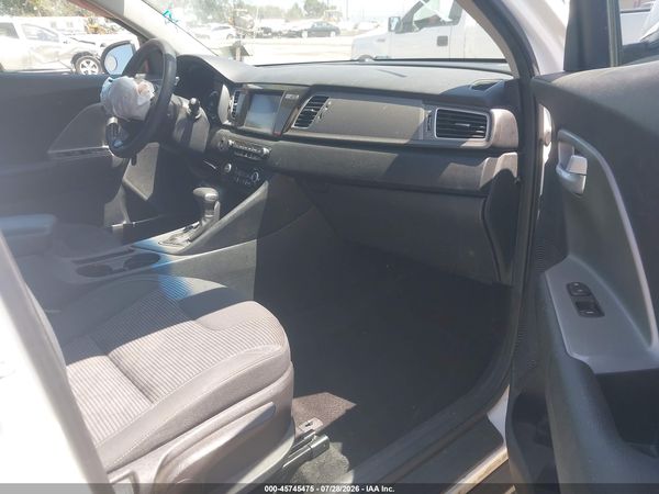 2019 KIA NIRO LX
