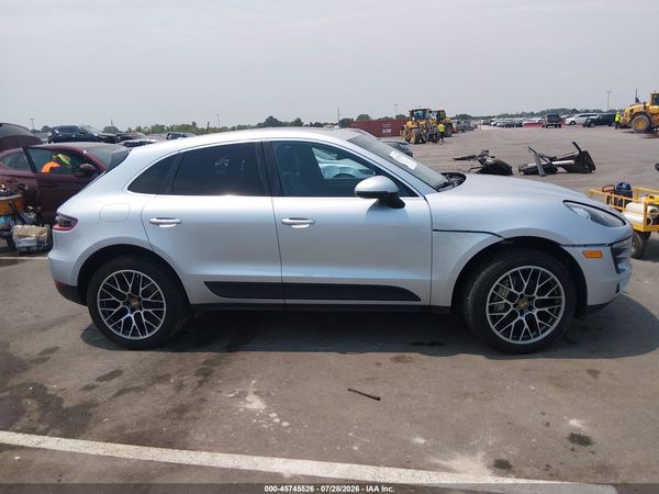 2015 PORSCHE MACAN S