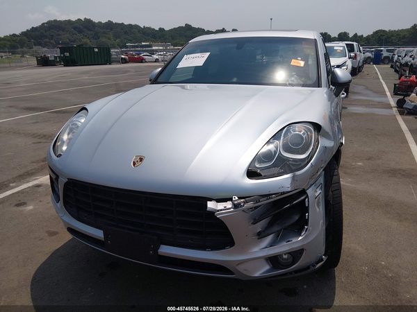 2015 PORSCHE MACAN S