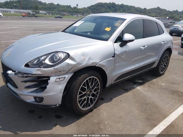 2015 PORSCHE MACAN S