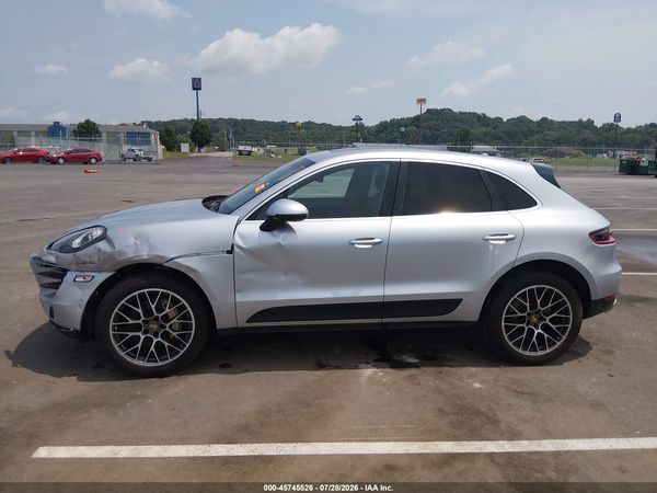 2015 PORSCHE MACAN S