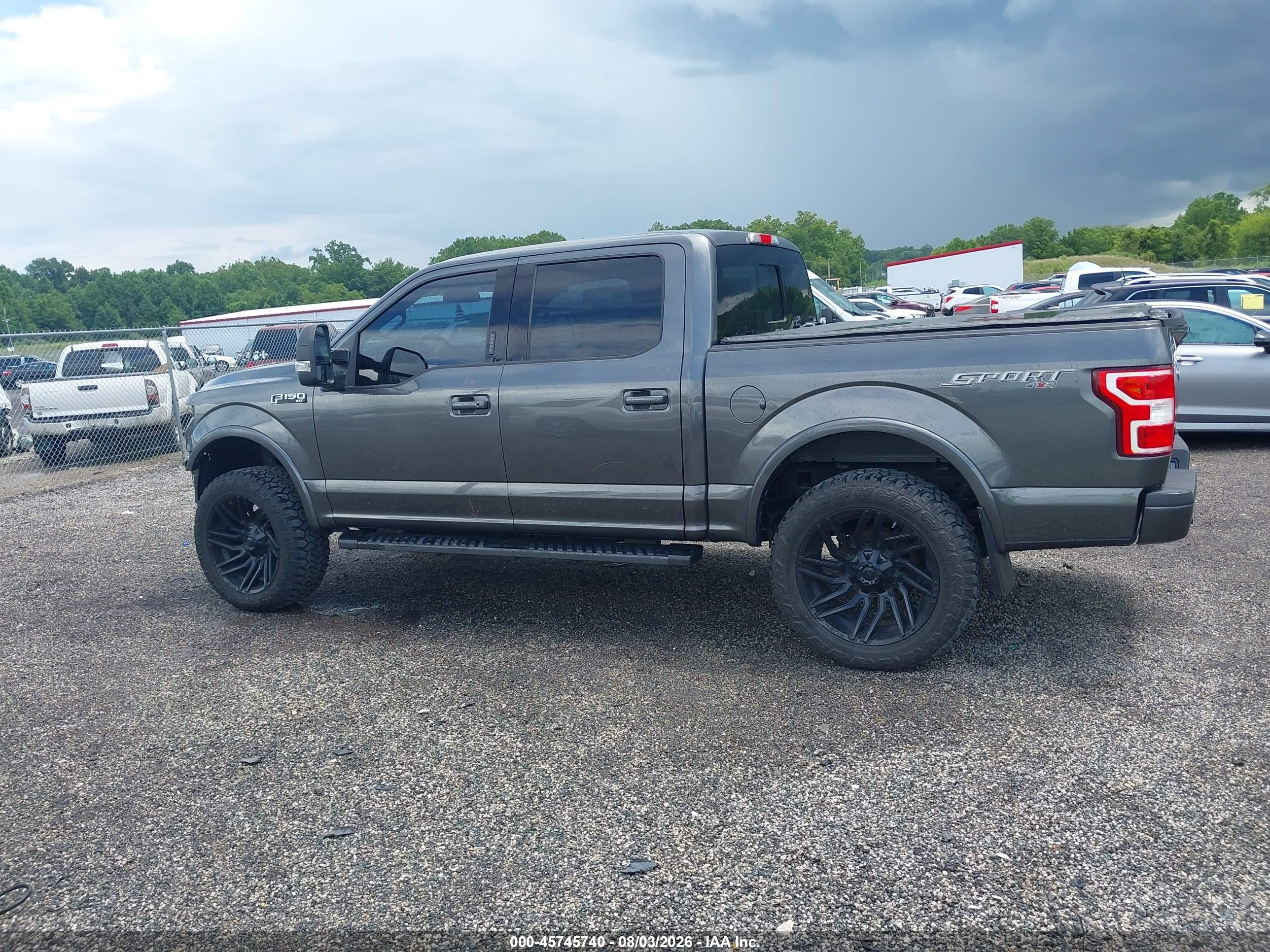 2018 FORD F-150 XLT