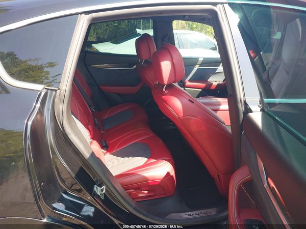 2019 MASERATI LEVANTE GRANLUSSO