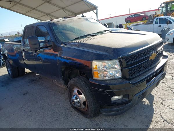 2013 CHEVROLET SILVERADO 3500HD LTZ — I1
