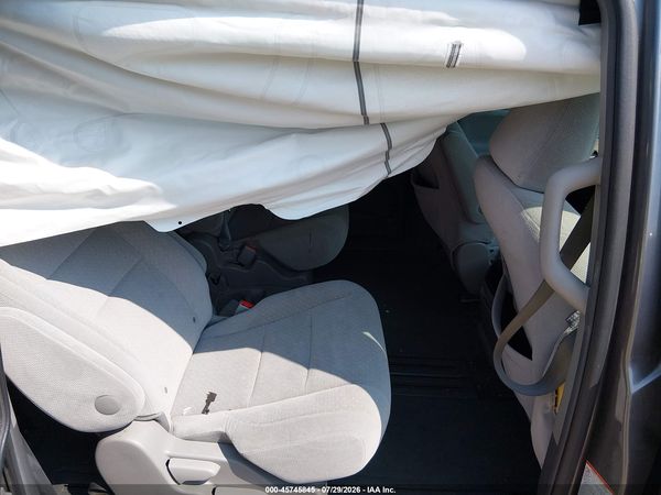 2016 TOYOTA SIENNA LE 8 PASSENGER