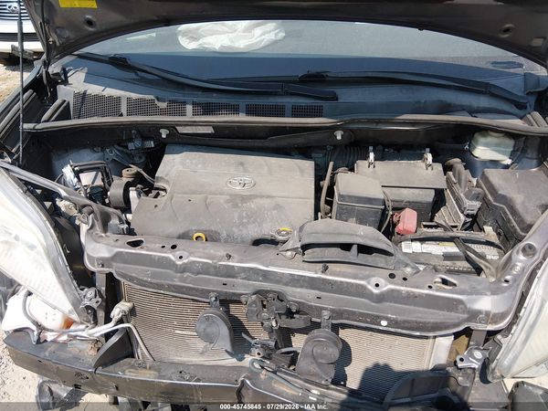 2016 TOYOTA SIENNA LE 8 PASSENGER