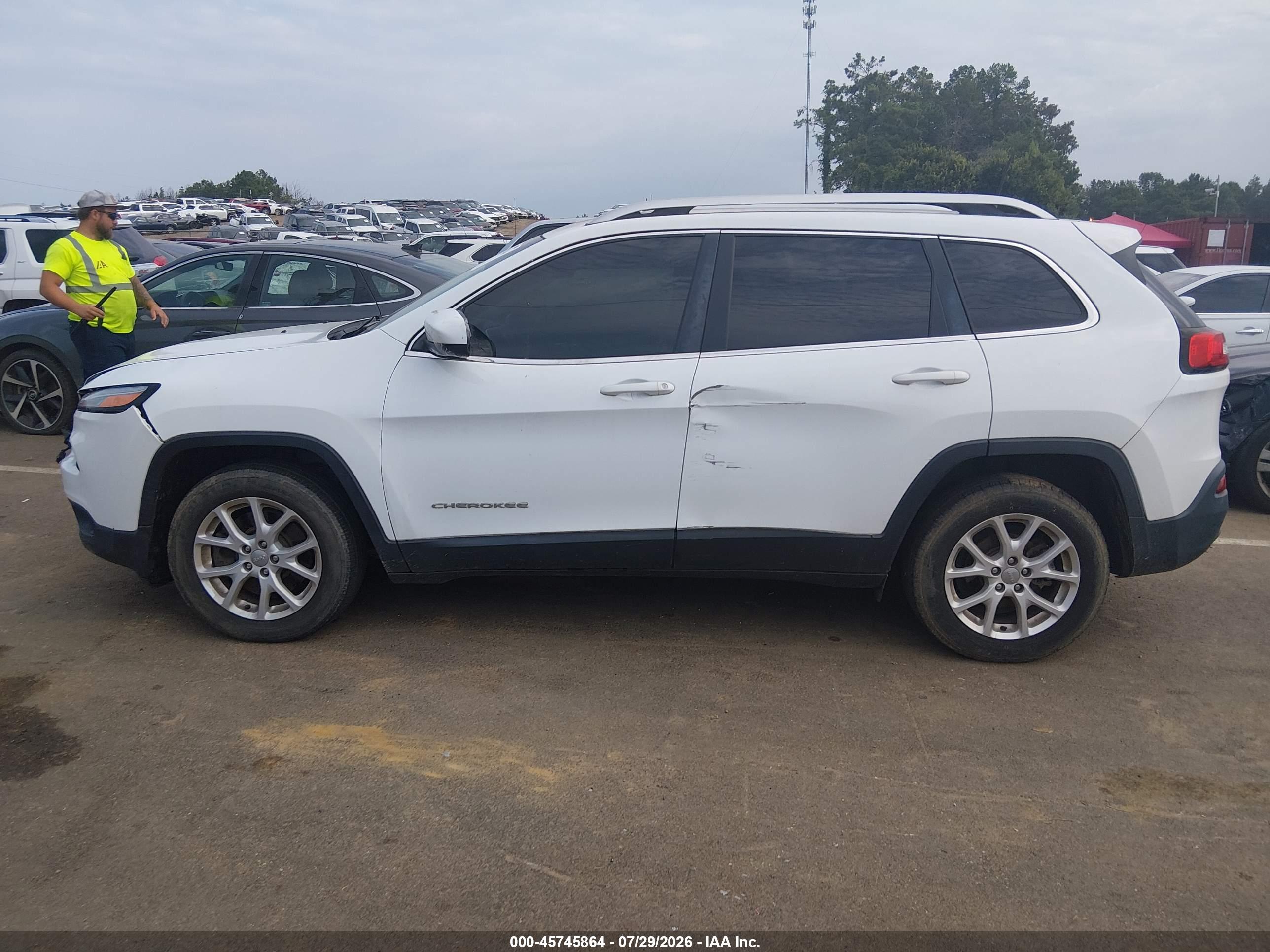 2017 JEEP CHEROKEE LATITUDE