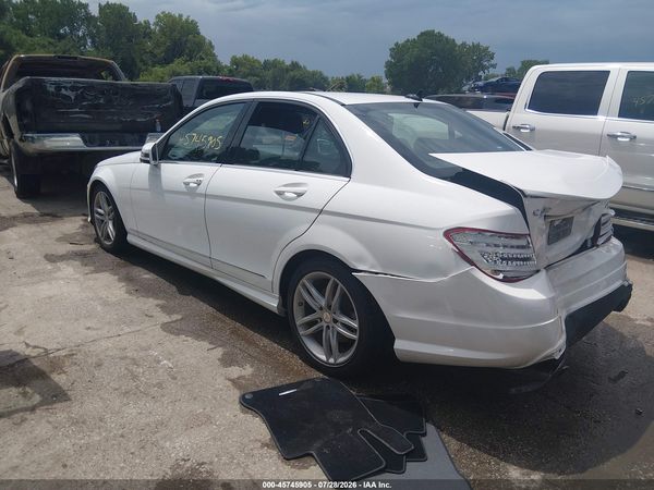 2013 MERCEDES-BENZ C 300 SPORT 4MATIC