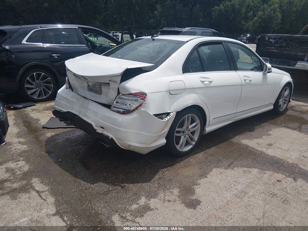 2013 MERCEDES-BENZ C 300 SPORT 4MATIC