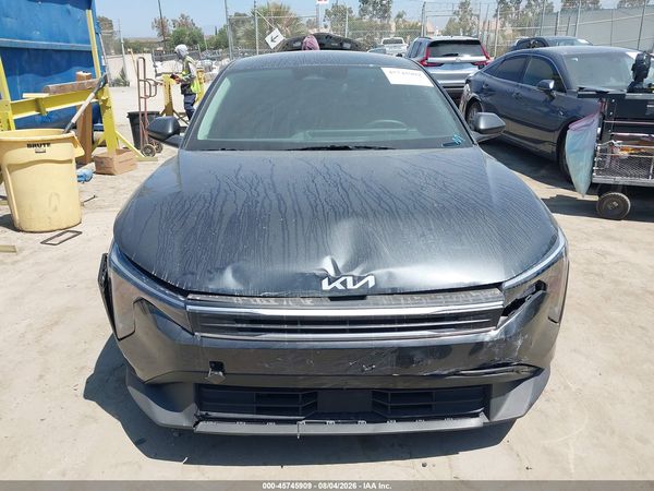 2025 KIA K4 LXS