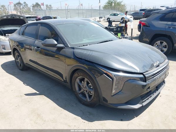 2025 KIA K4 LXS