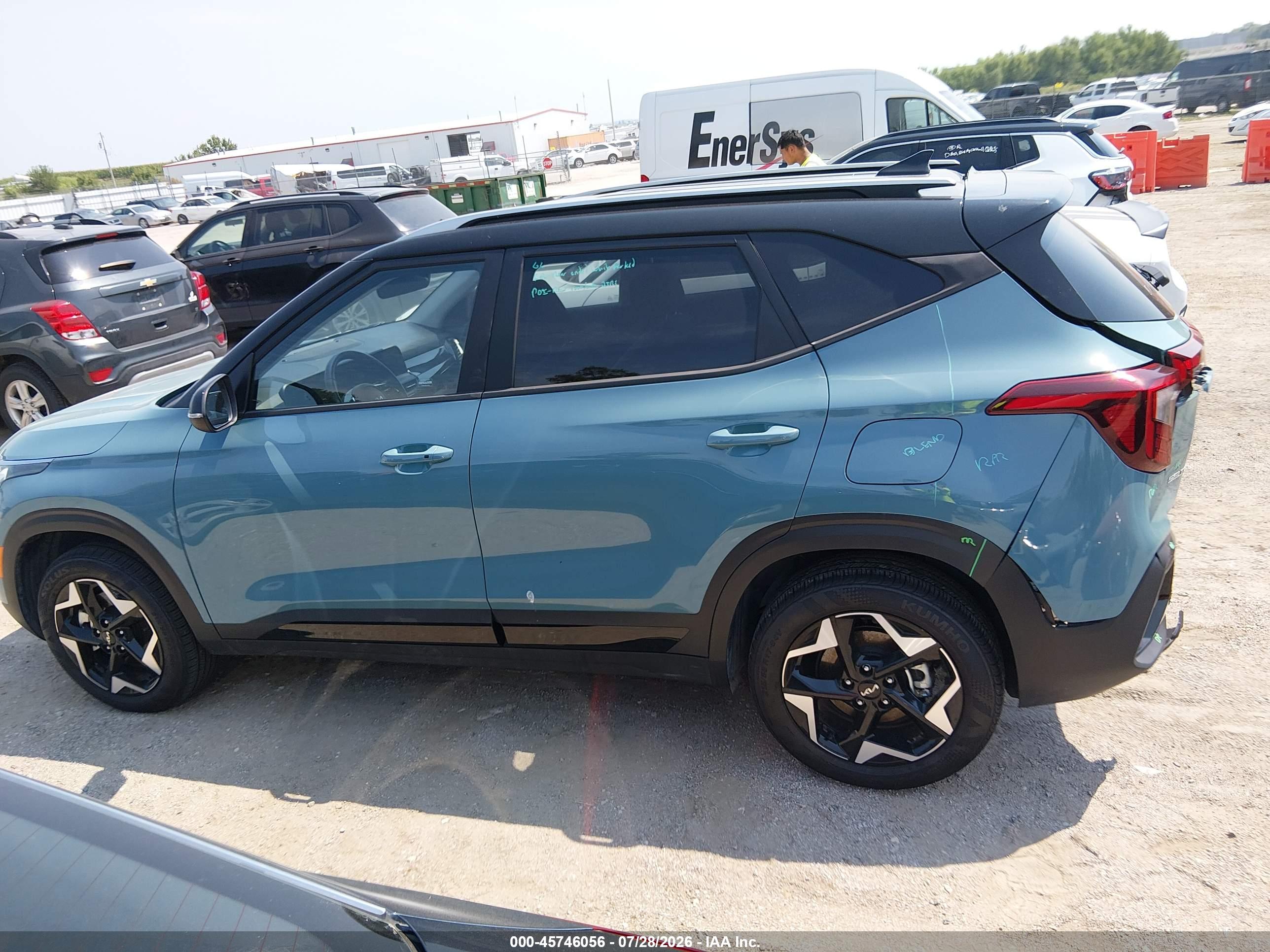 2025 KIA SELTOS S