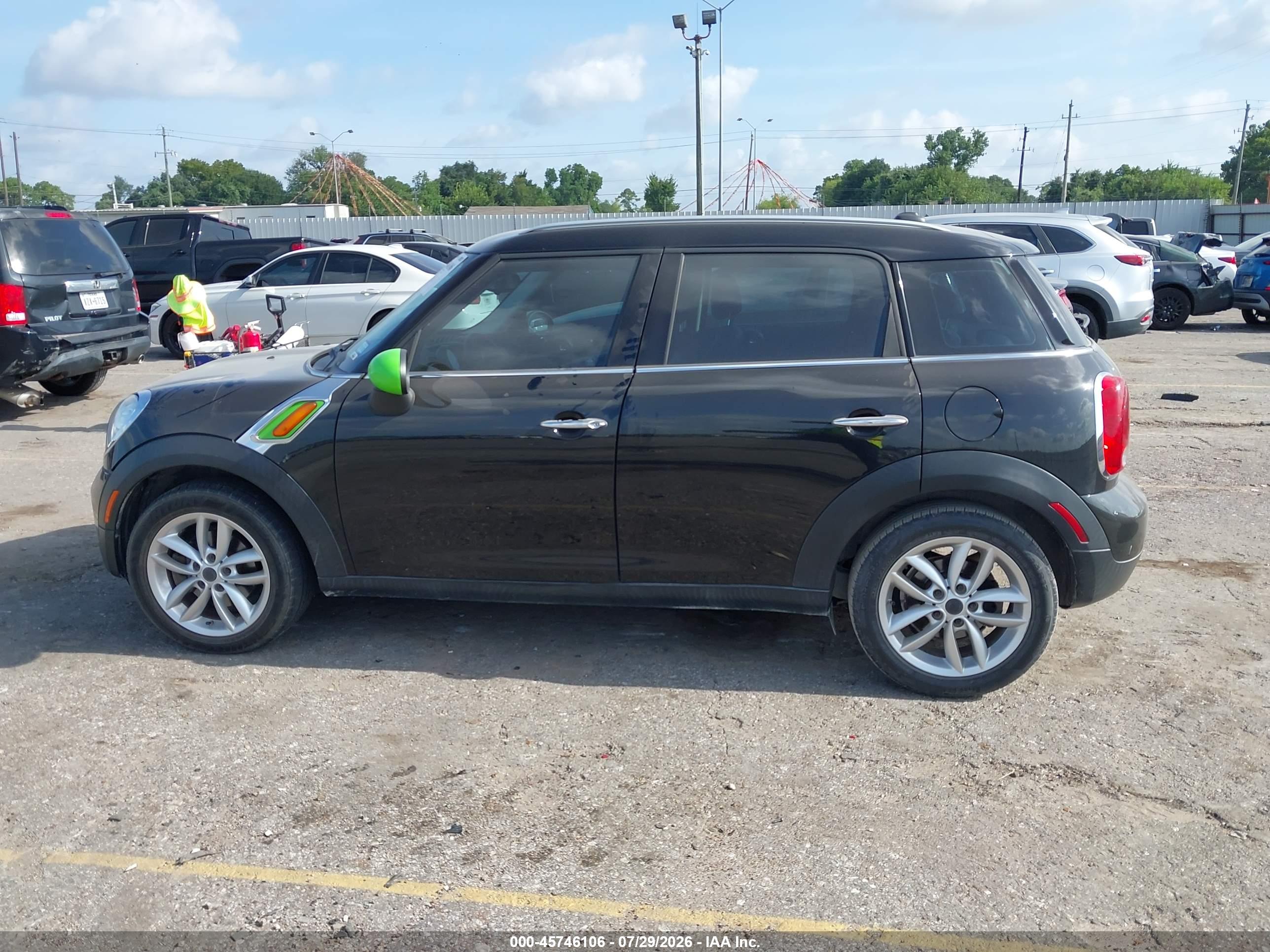 2014 MINI COUNTRYMAN COOPER