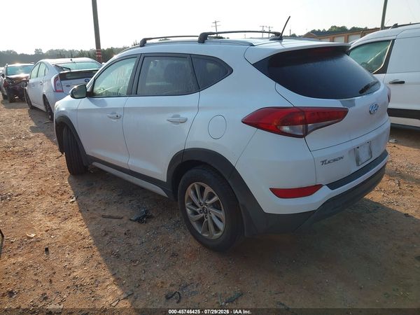 2017 HYUNDAI TUCSON SE