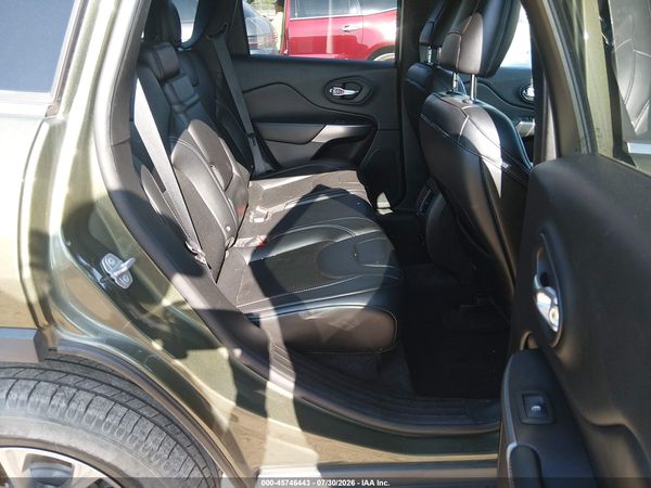 2019 JEEP CHEROKEE LATITUDE PLUS 4X4