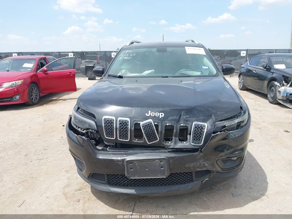 2019 JEEP CHEROKEE LATITUDE FWD