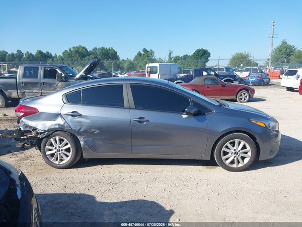 2017 KIA FORTE S