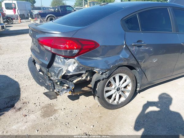 2017 KIA FORTE S