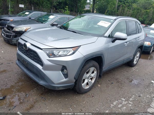 2019 TOYOTA RAV4 XLE