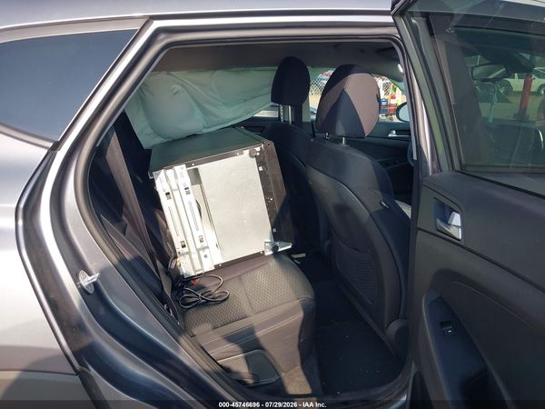 2019 HYUNDAI TUCSON VALUE — I8