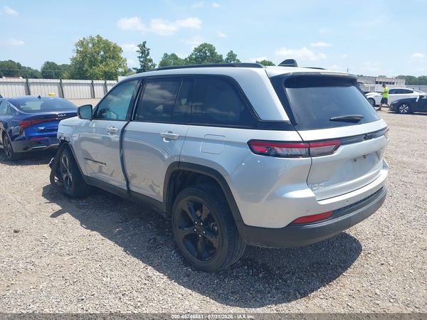 2023 JEEP GRAND CHEROKEE ALTITUDE 4X2