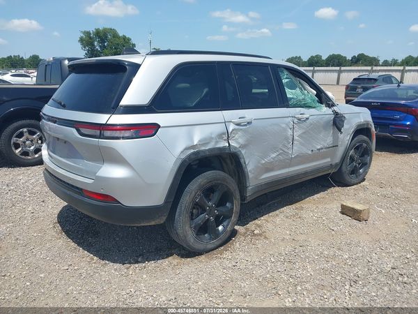 2023 JEEP GRAND CHEROKEE ALTITUDE 4X2