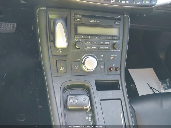 2016 LEXUS CT 200H