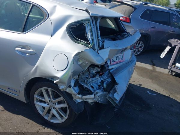 2016 LEXUS CT 200H
