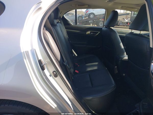 2016 LEXUS CT 200H