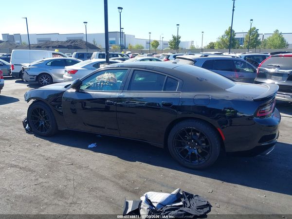 2016 DODGE CHARGER SE