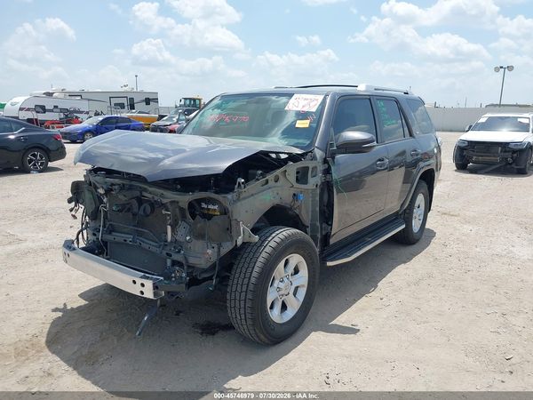 2018 TOYOTA 4RUNNER SR5 PREMIUM