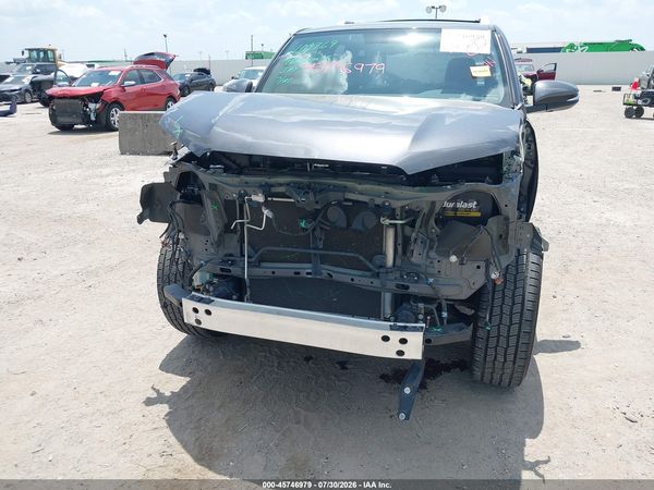 2018 TOYOTA 4RUNNER SR5 PREMIUM