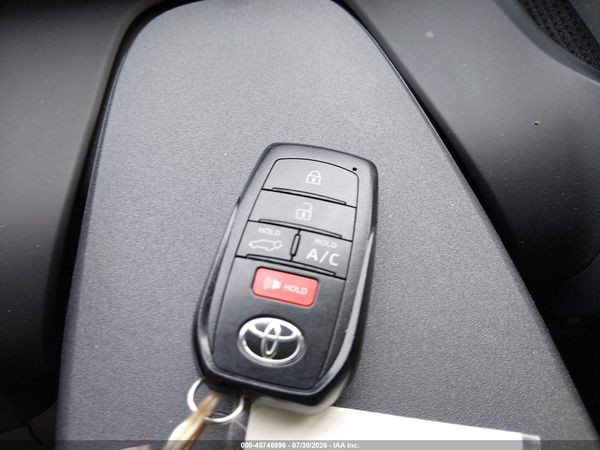 2024 TOYOTA BZ4X XLE