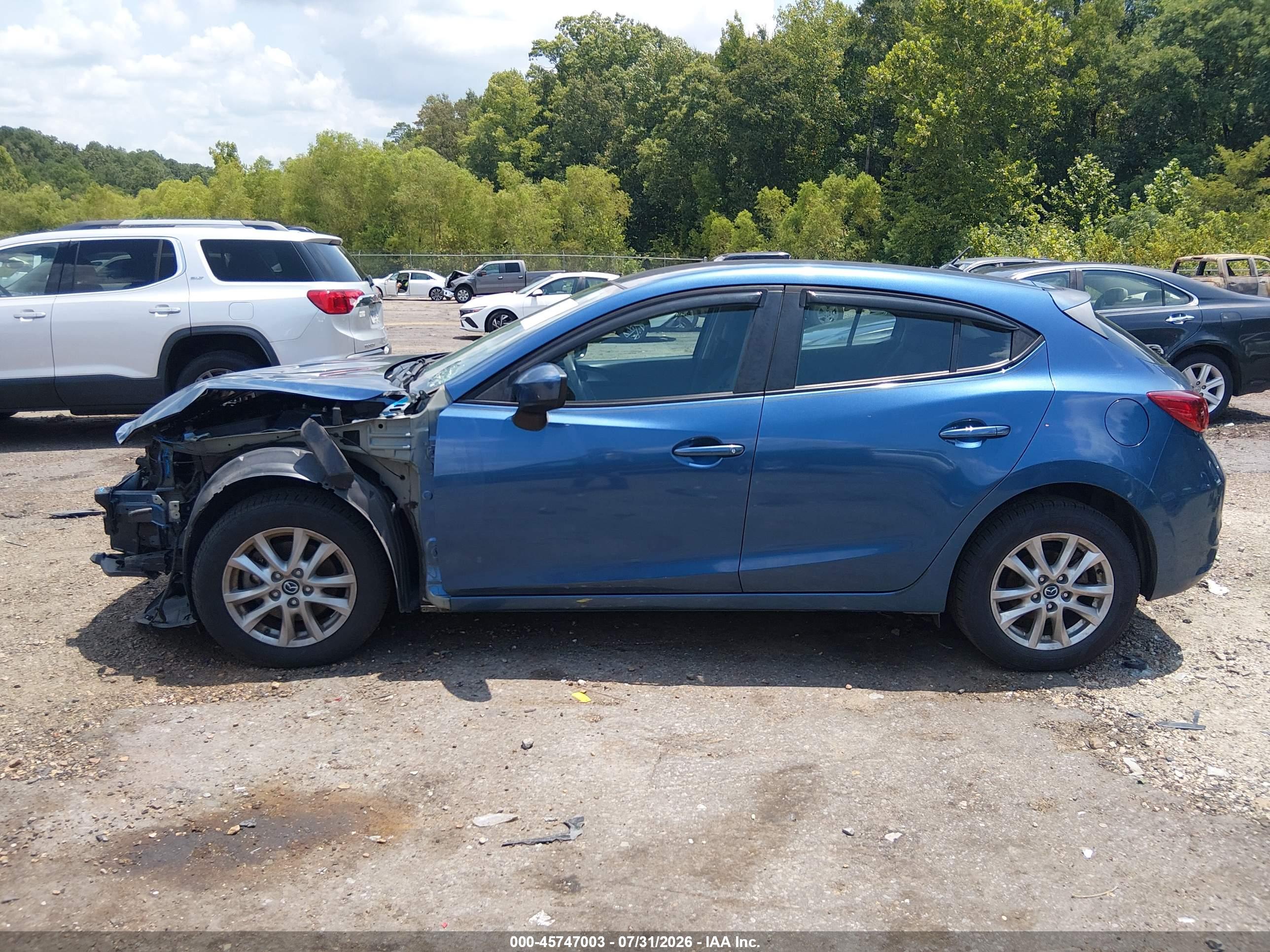 2017 MAZDA MAZDA3 SPORT