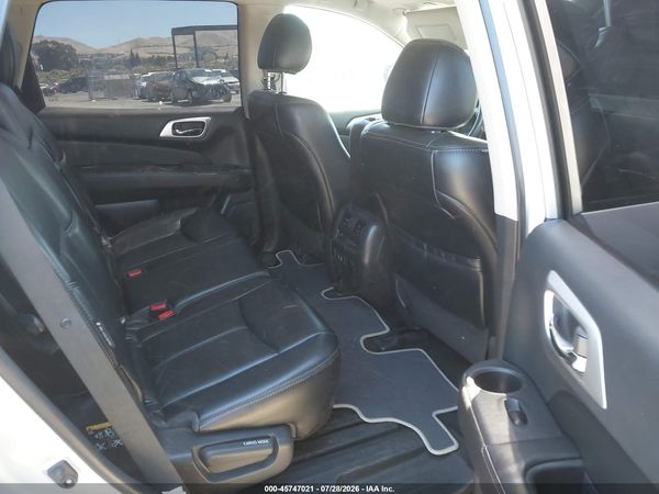 2019 NISSAN PATHFINDER SL