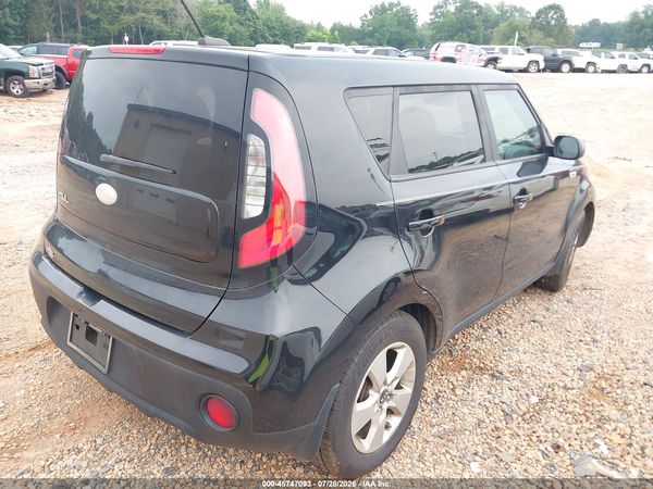 2018 KIA SOUL Base