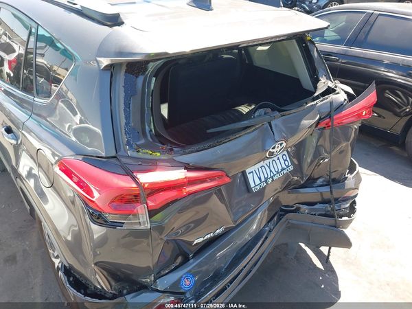 2016 TOYOTA RAV4 LE