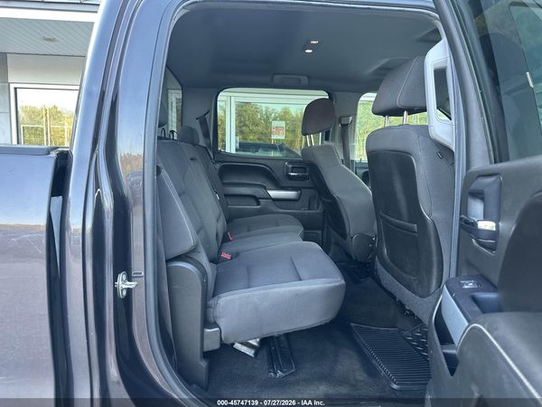 2015 CHEVROLET SILVERADO 1500 LT — I8