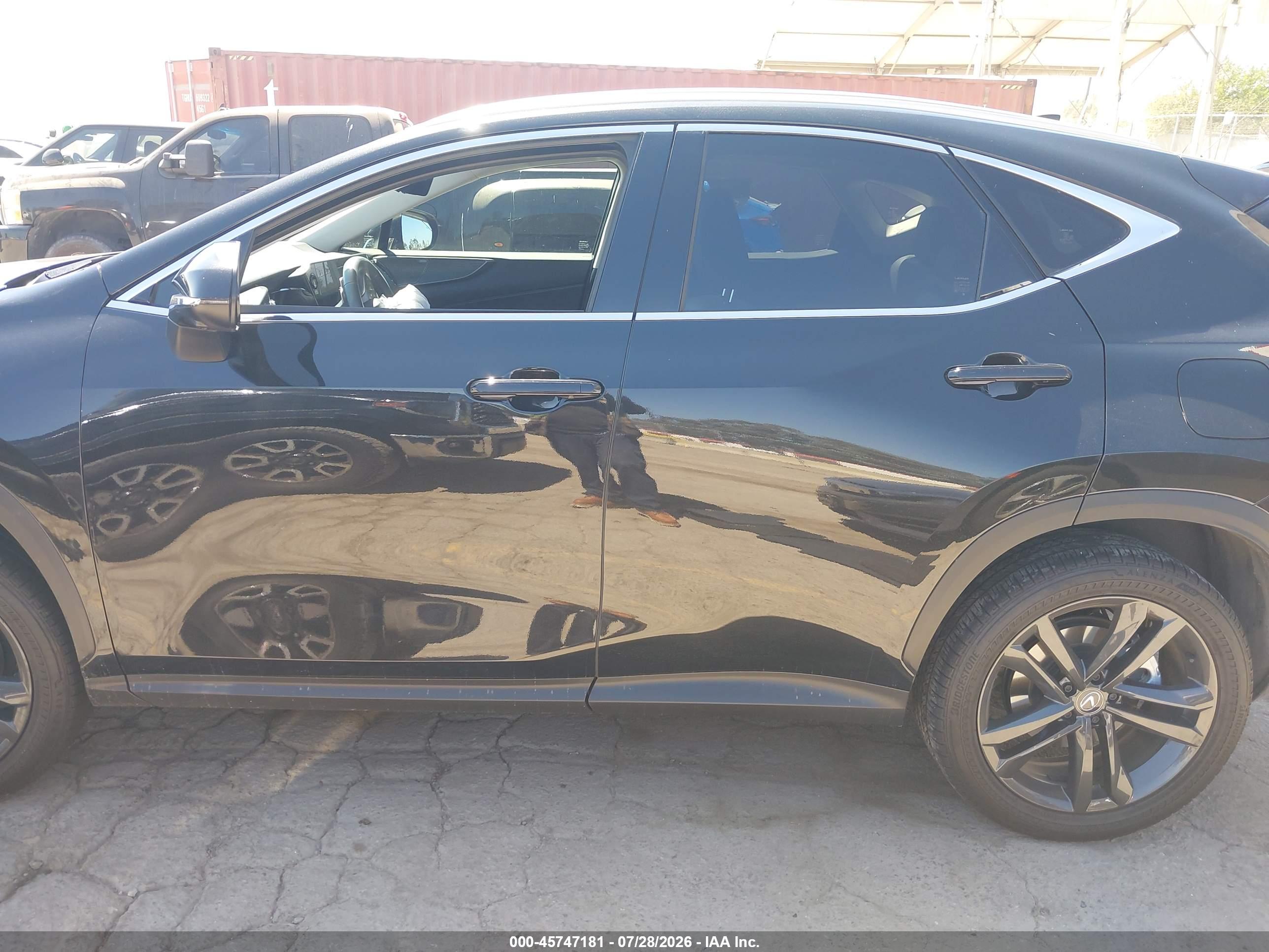 2025 LEXUS NX 450H+ LUXURY