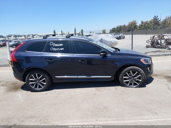 2017 VOLVO XC60 T6 DYNAMIC