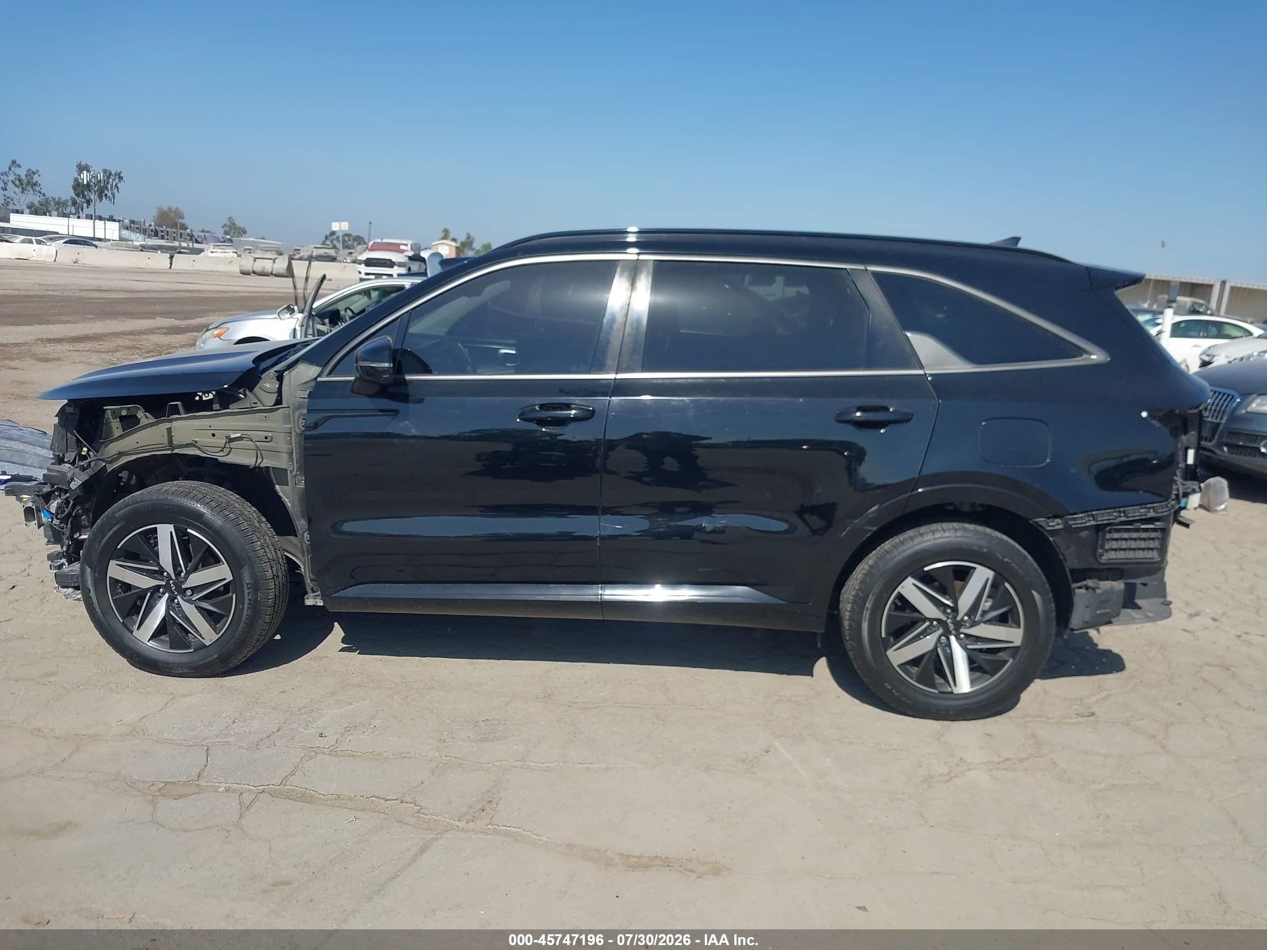 2022 KIA SORENTO S