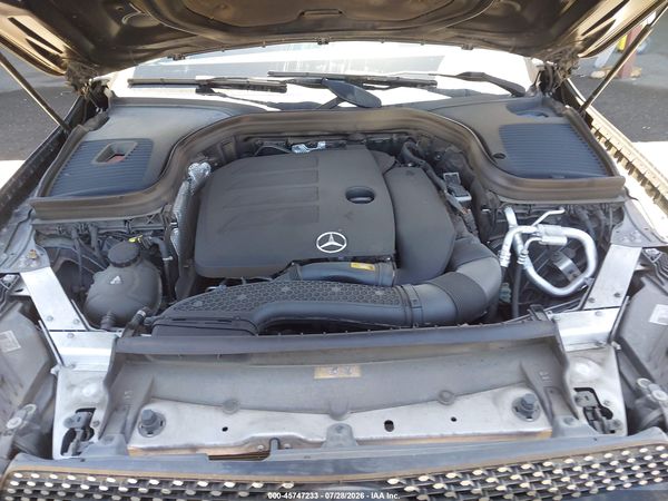 2022 MERCEDES-BENZ GLC 300 SUV