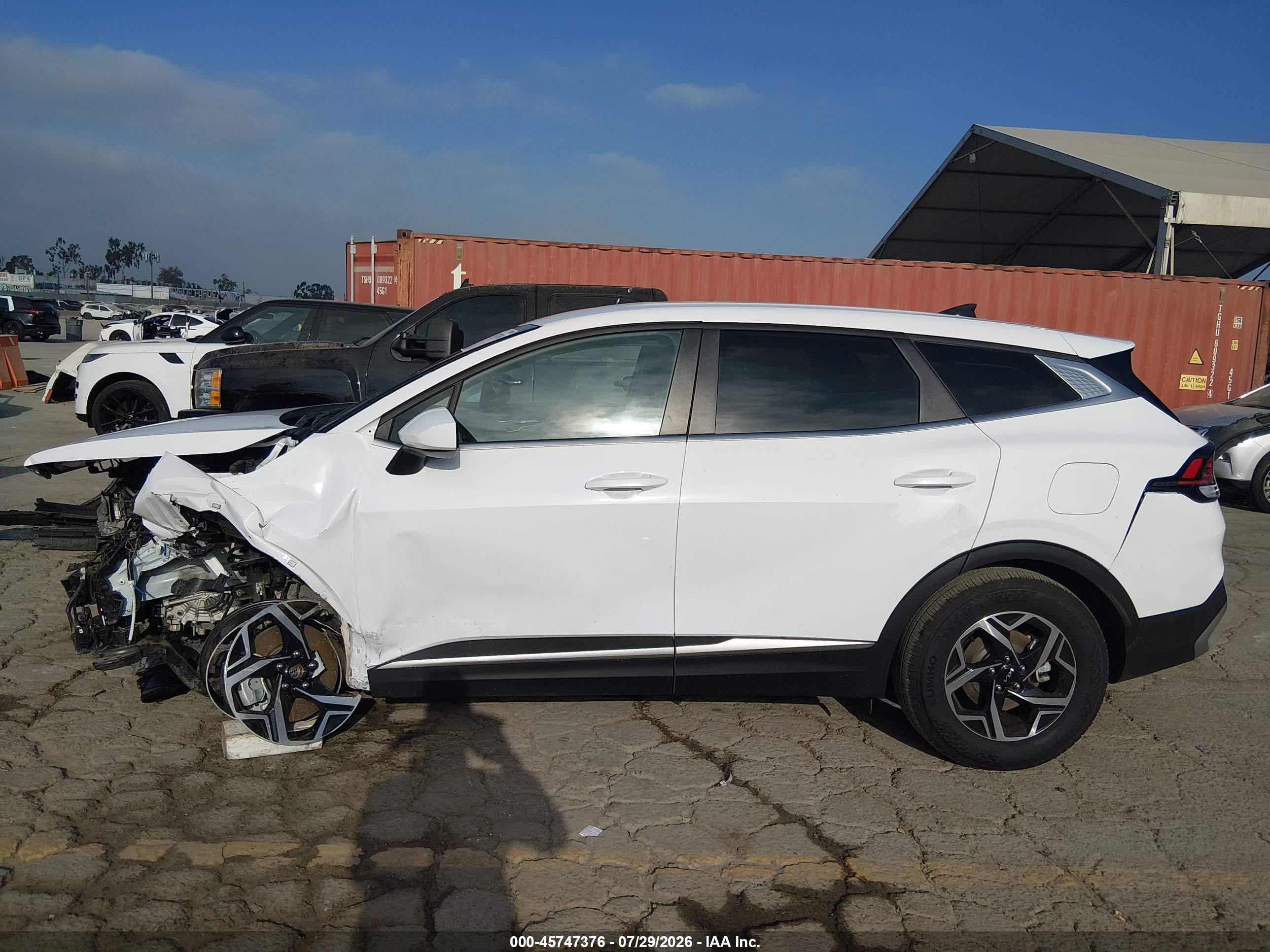2025 KIA SPORTAGE LX