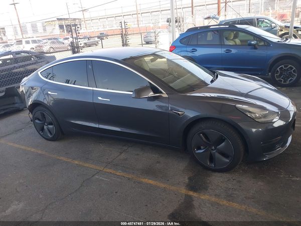 2018 TESLA MODEL 3 LONG RANGE/PERFORMANCE