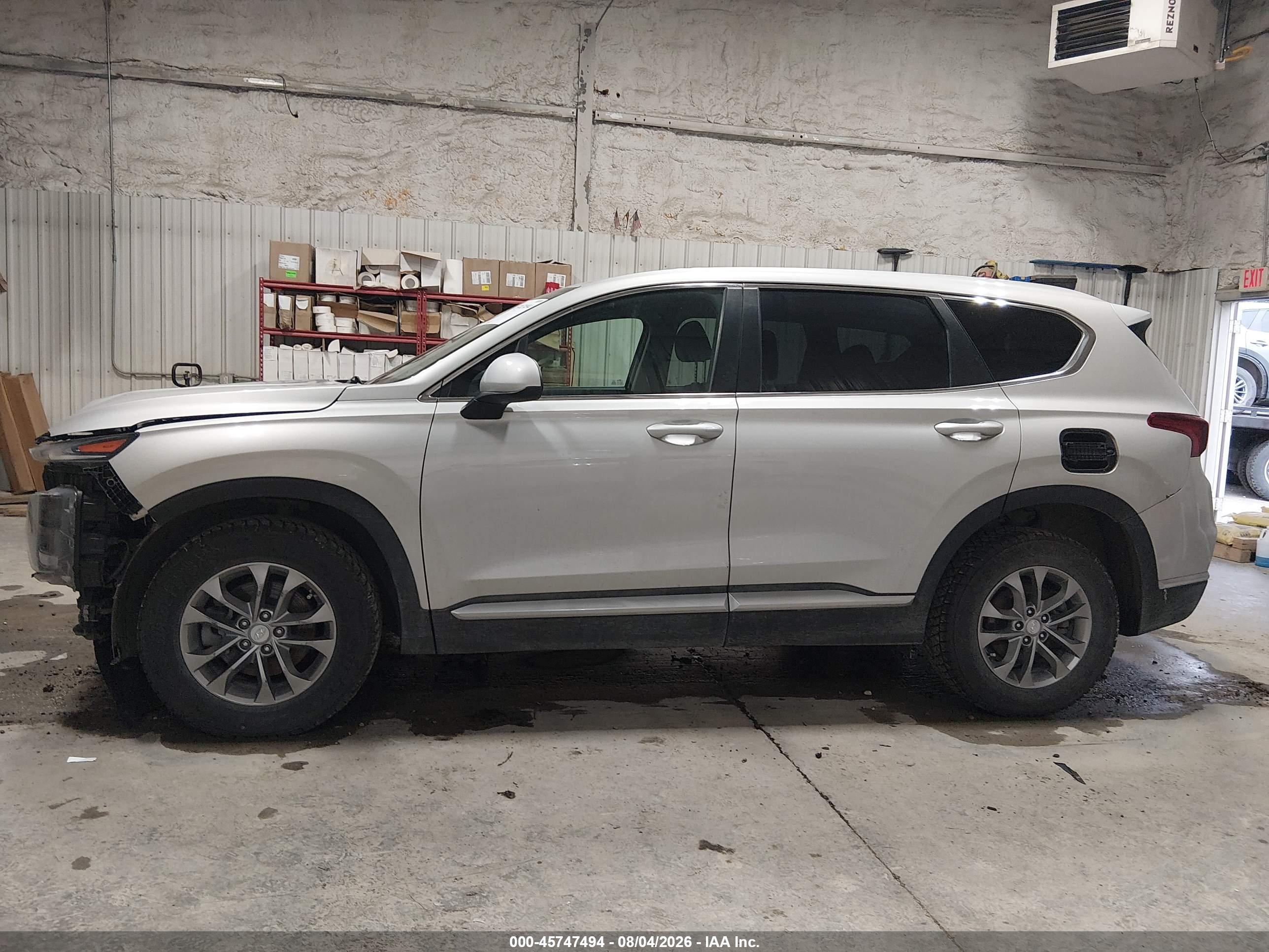 2019 HYUNDAI SANTA FE SE