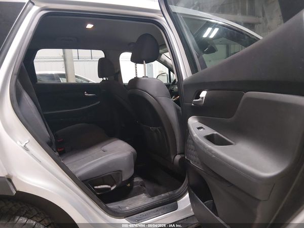 2019 HYUNDAI SANTA FE SE