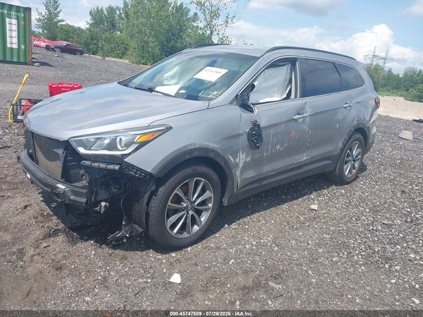 2017 HYUNDAI SANTA FE SE
