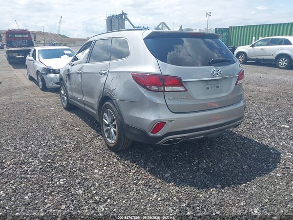 2017 HYUNDAI SANTA FE SE